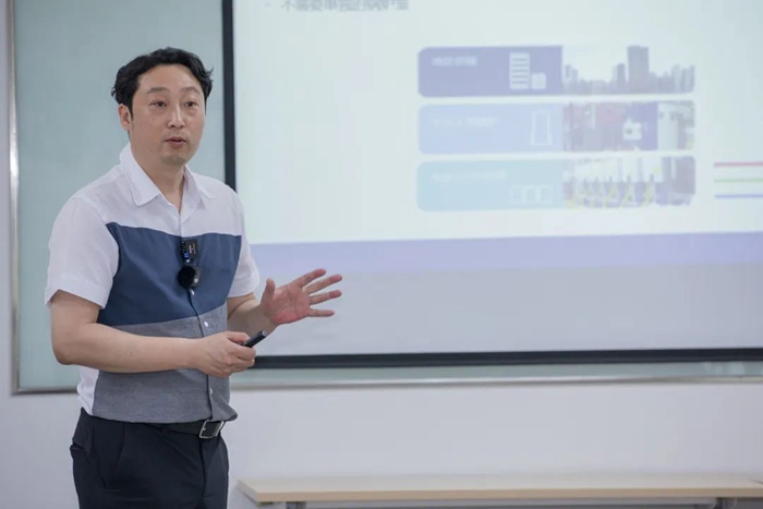 庆东365完美体育研发部副总经理金淳起